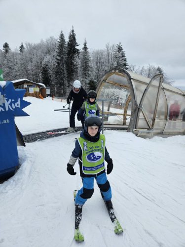 90rYhAxiQLOgnb25DCVsvg